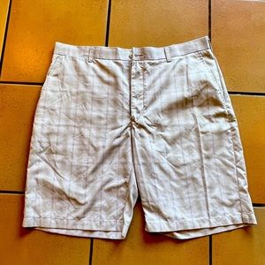 Ben Hogan Size 38 Golf Shorts